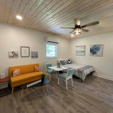Beautifully Renovated Studio 2 Miles From Marina! Winchester Eksteriør bilde