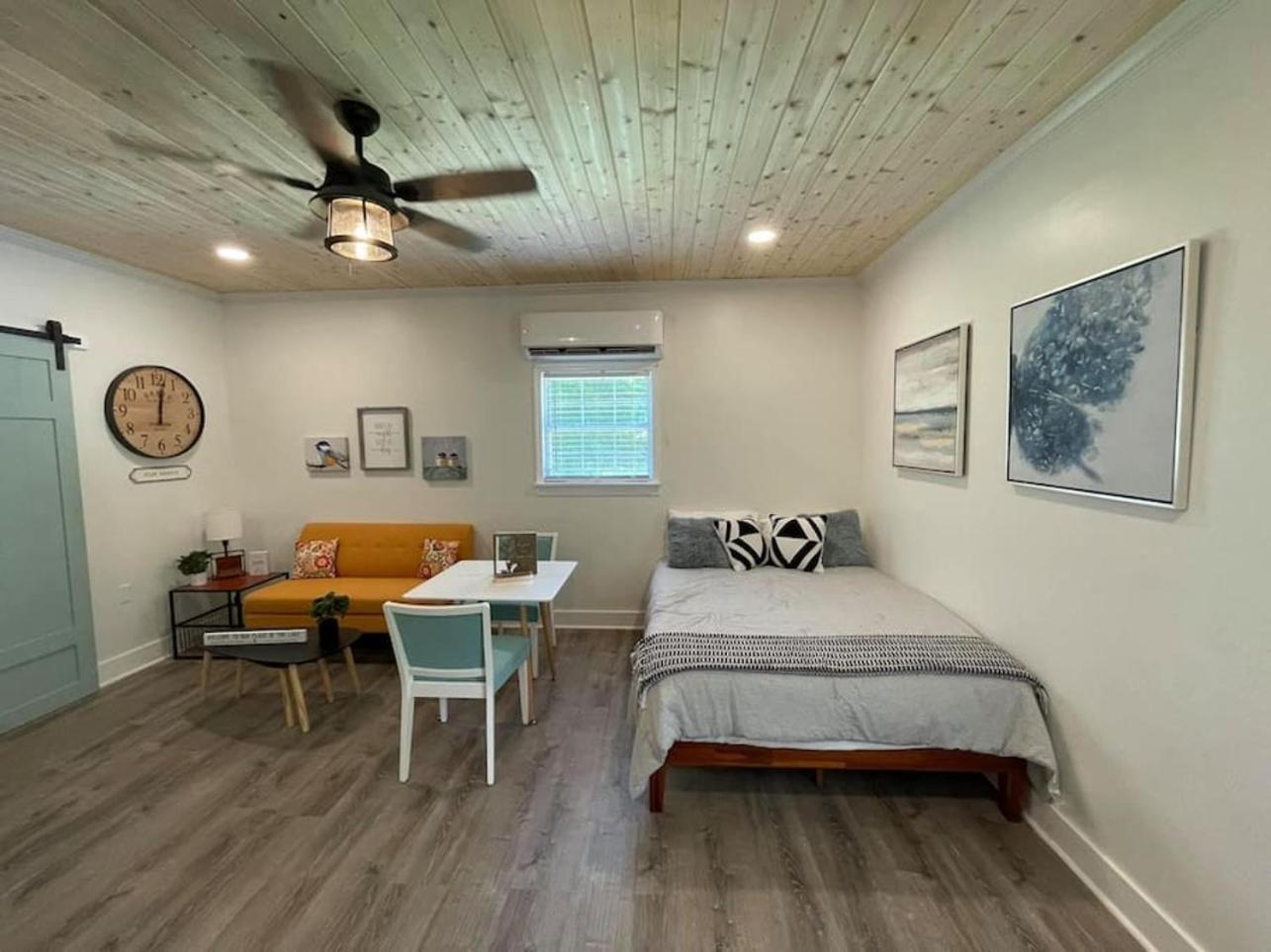 Beautifully Renovated Studio 2 Miles From Marina! Winchester Eksteriør bilde
